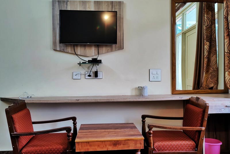 best hotel rooms in dharamkot