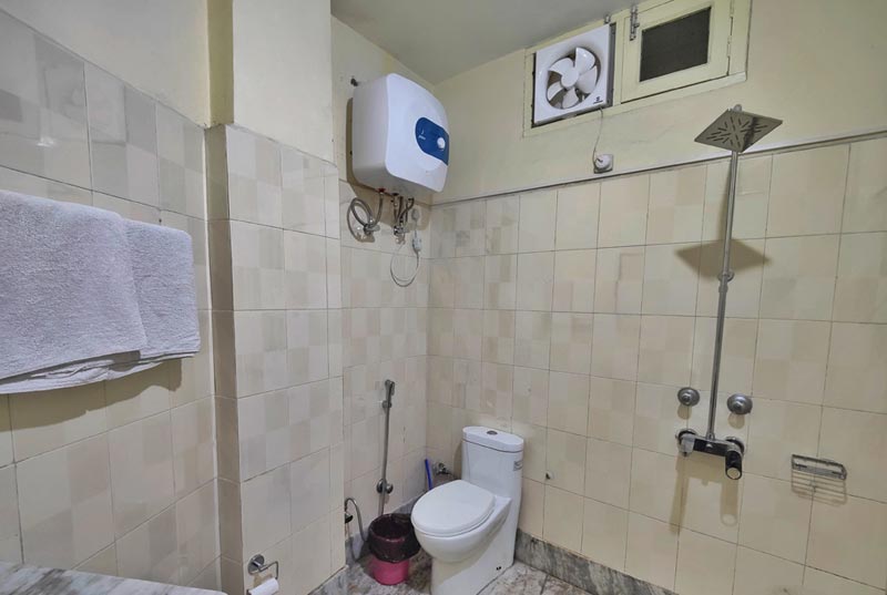 best hotel rooms in dharamkot