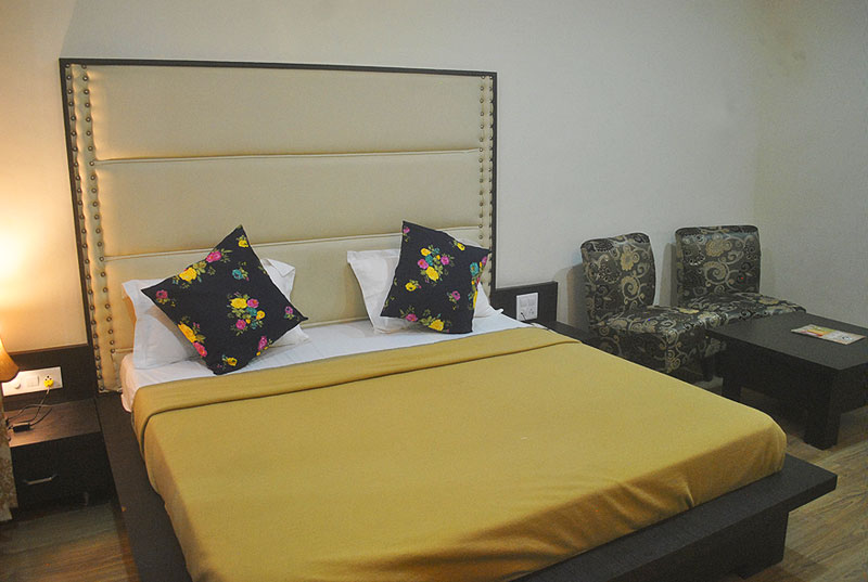 best hotel rooms in dharamkot